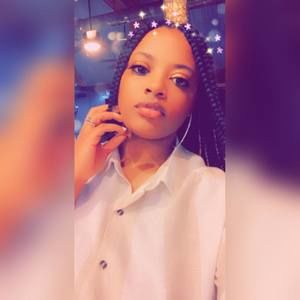 Meet your Posher, Leslie